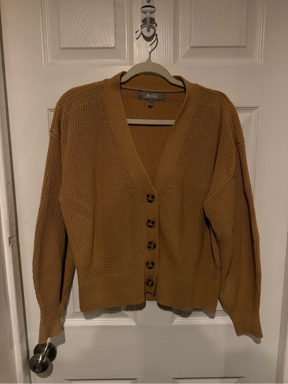 Marked knit cardigan